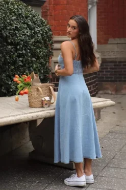 Robe en jean d'été midi casual
