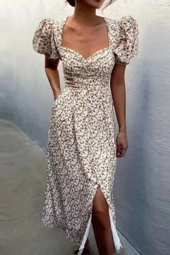 Robe fleurie fendue manches courtes bouffantes