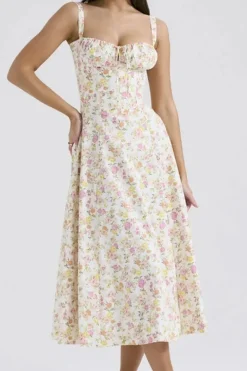 Robe fleurie fendue midi à bretelles