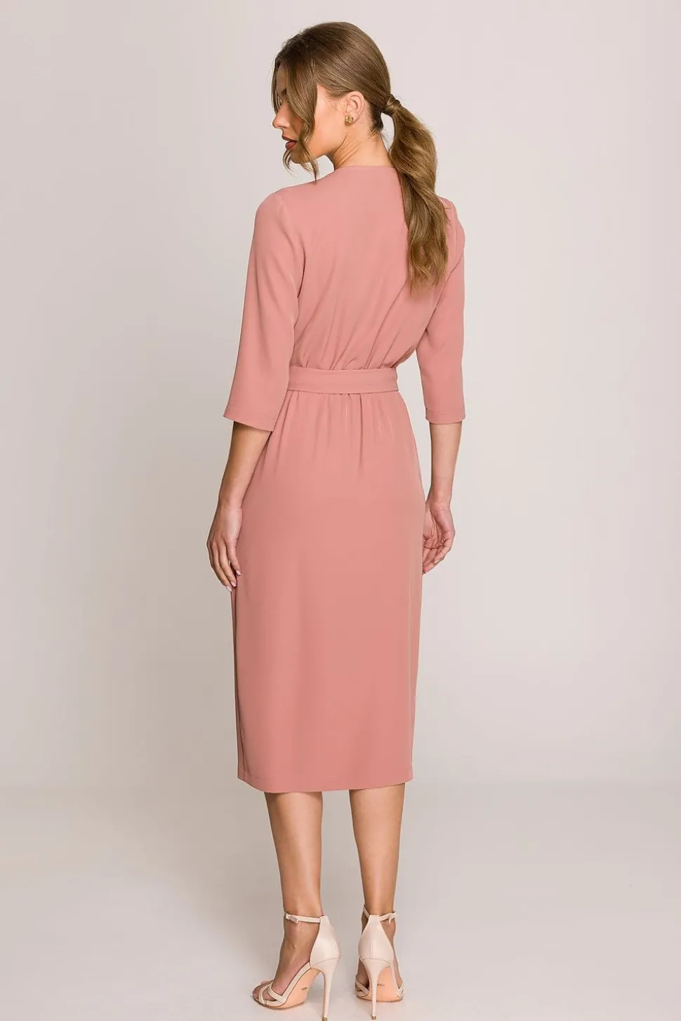 Robe habillée midi droite manches 3/4