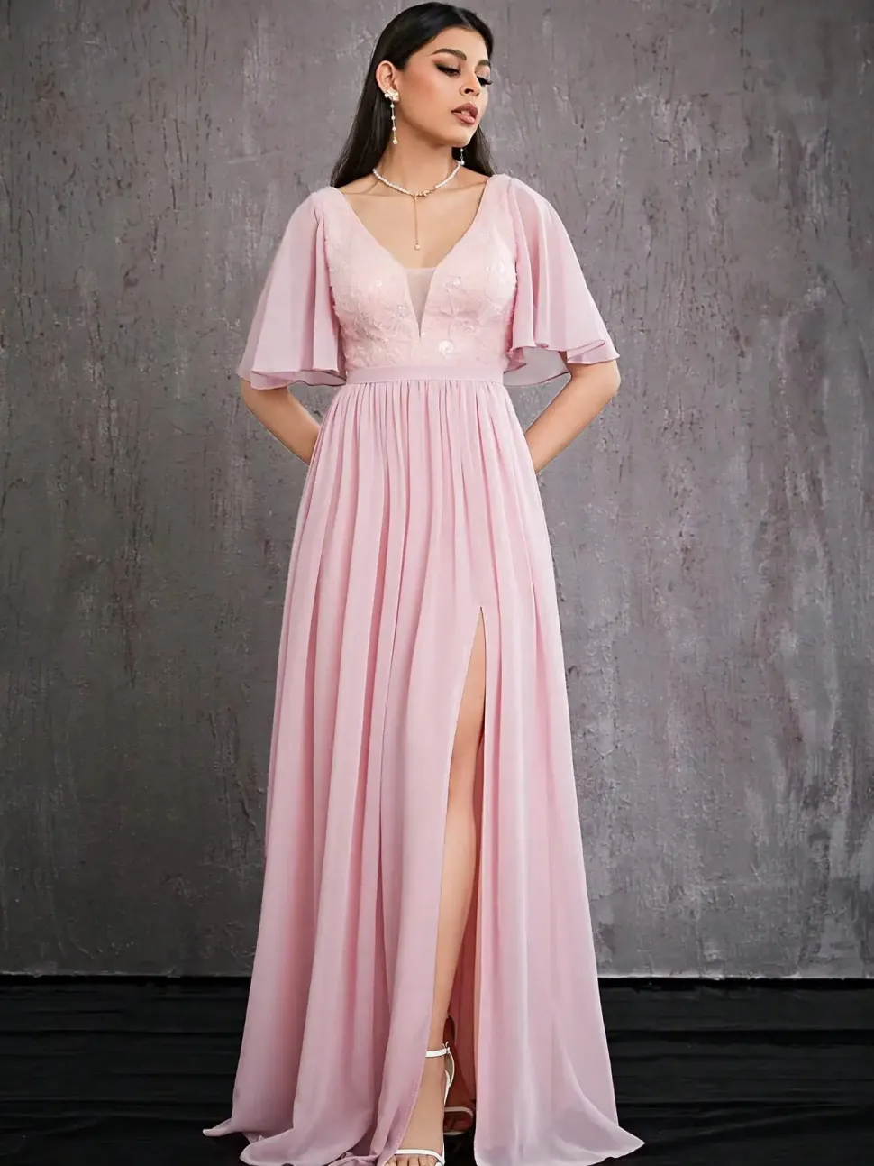 Robe invitée au mariage rose longue fendue