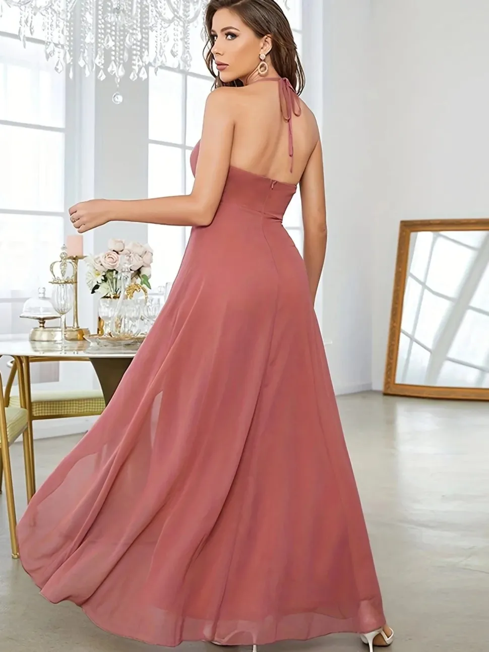 Robe invitée de mariage chic asymétrique