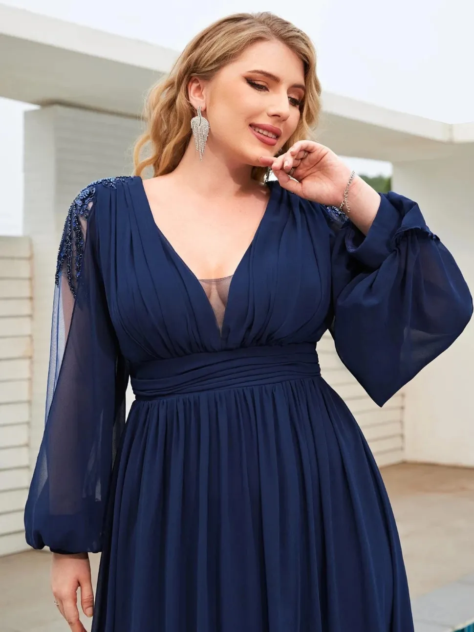 Robe invitée de mariage grande taille manche longue