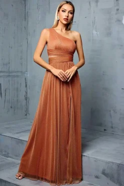 Robe invitée de mariage épaule dénudée