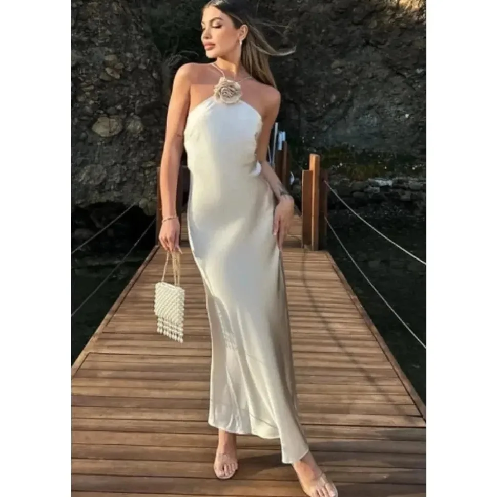 Robe invitée de mariage satin dos nu