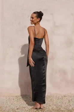 Robe invitée de mariage satinée