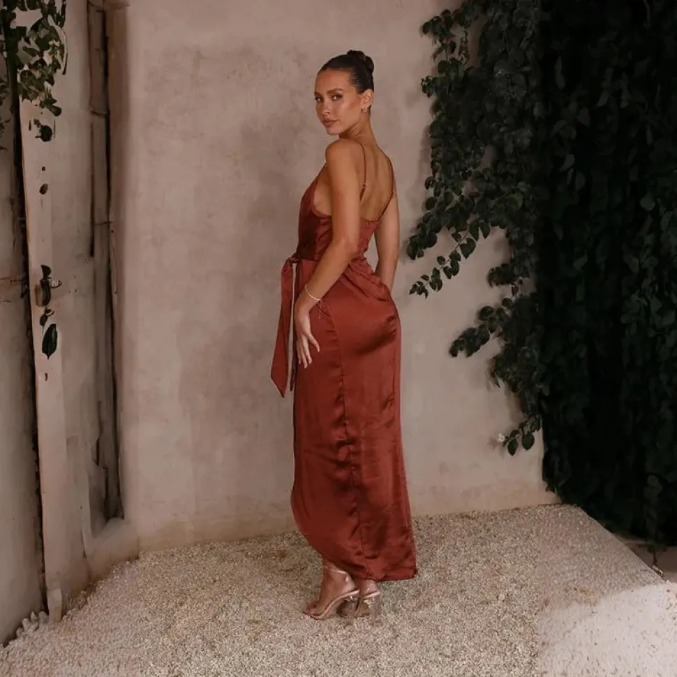 Robe invitée de mariage satinée