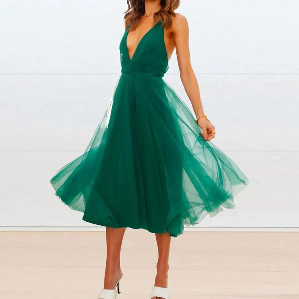 Robe invitée mariage dos nu évasée
