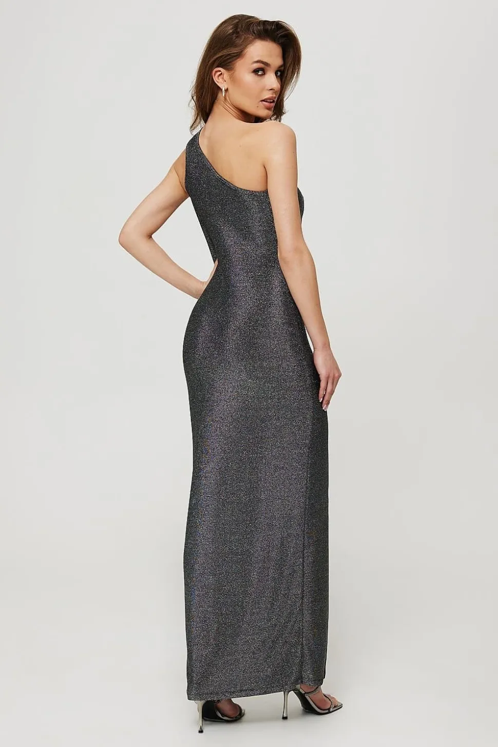 Robe longue argentée