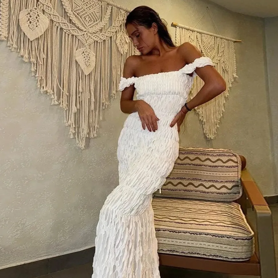 Robe longue blanche coupe sirène