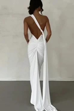 Robe longue dos nu chic