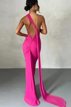 Robe longue dos nu chic