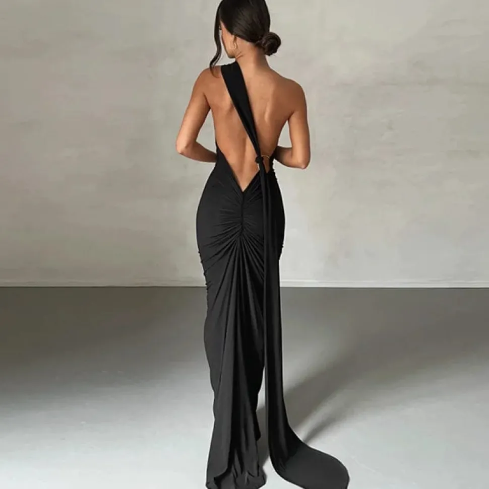 Robe longue dos nu chic