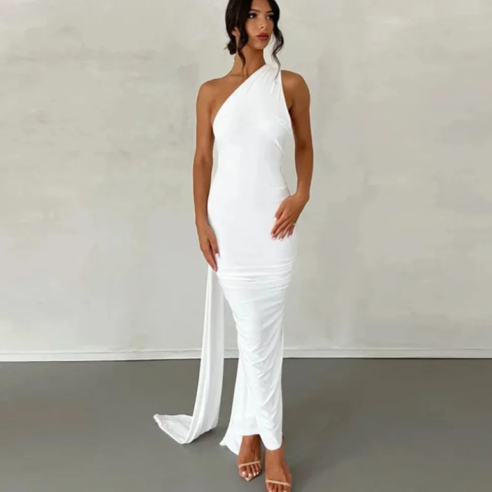 Robe longue dos nu chic