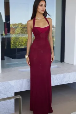 Robe longue drapée sophistiquée