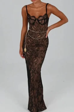 Robe longue en dentelle noire