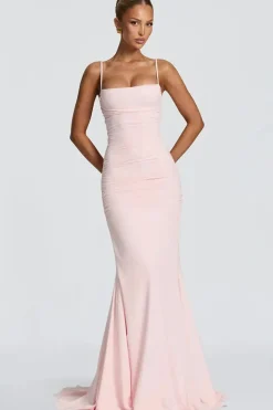 Robe longue moulante à bretelles fines et dos nu