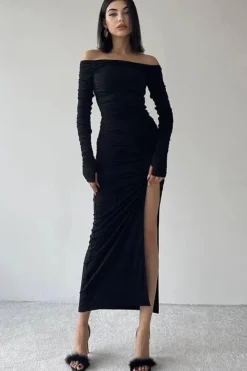 Robe longue moulante fendue manches longues