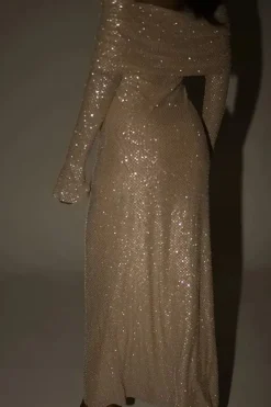 Robe longue sequin épaules dénudées