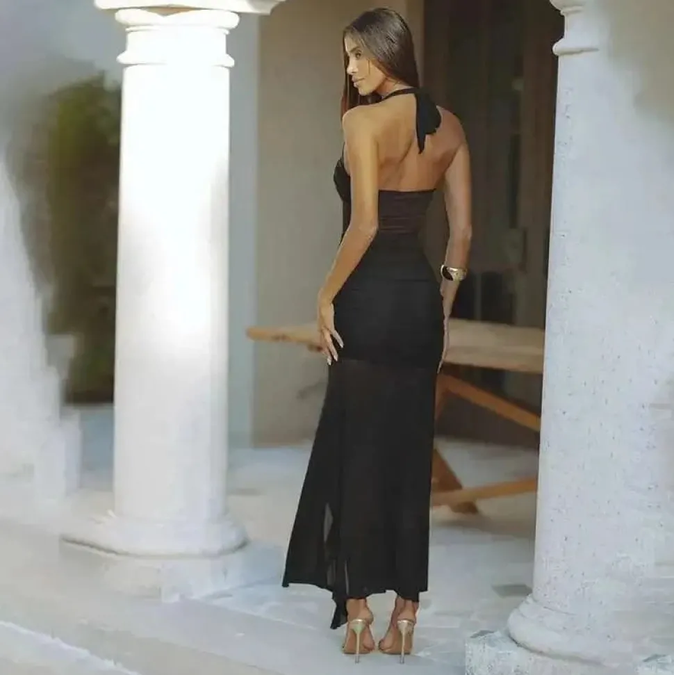 Robe longue transparente fendue sans manches