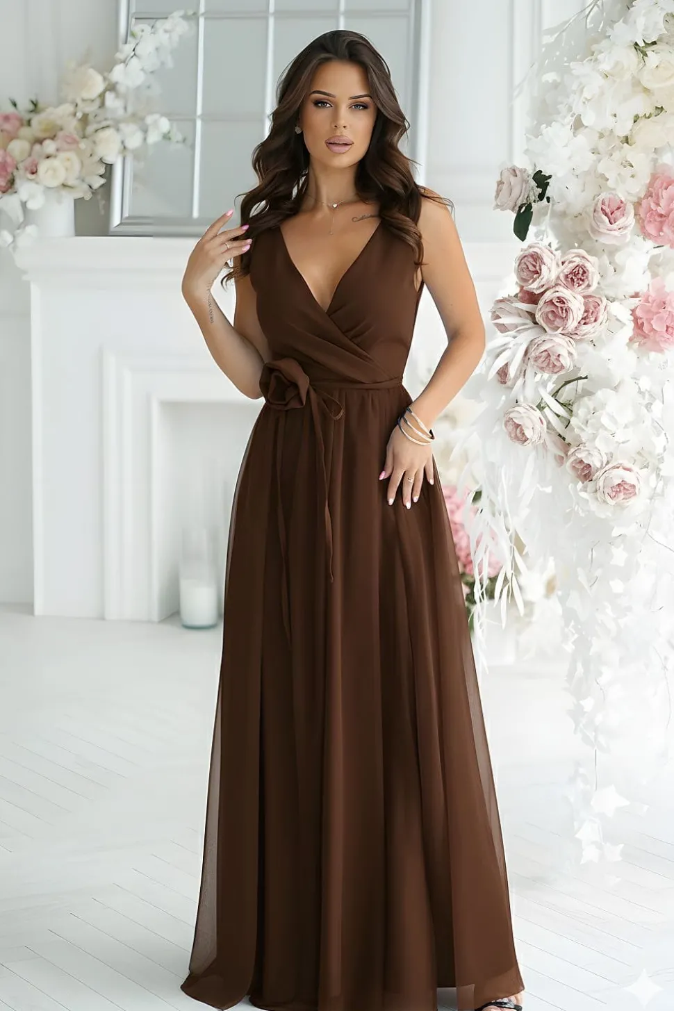Robe marron longue fluide pour invitée de mariage