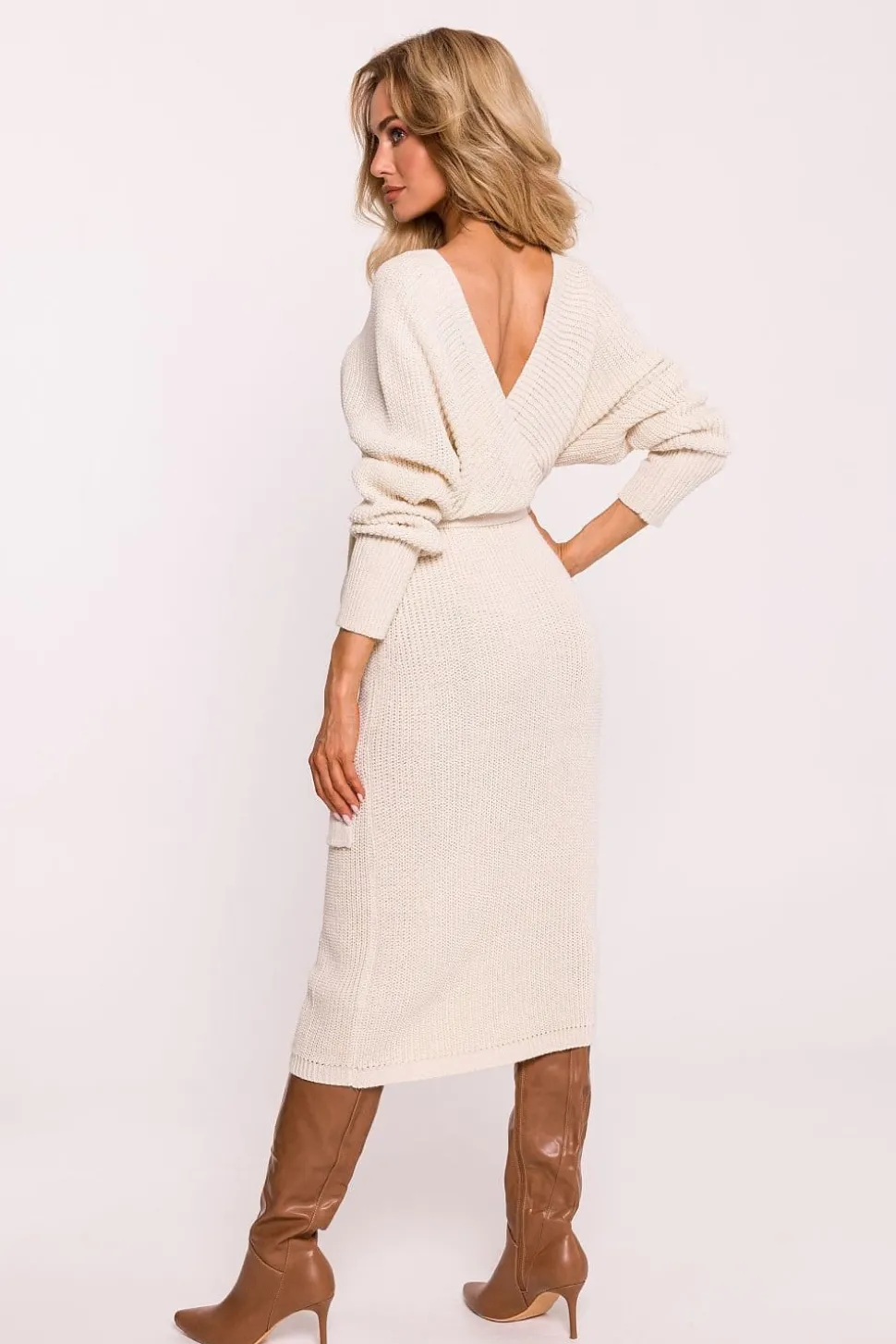 Robe midi en maille avec dos plongeant