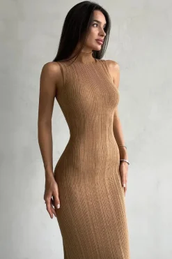 Robe midi moulante chic