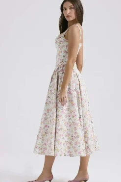 Robe midi évasée fleurie col carré