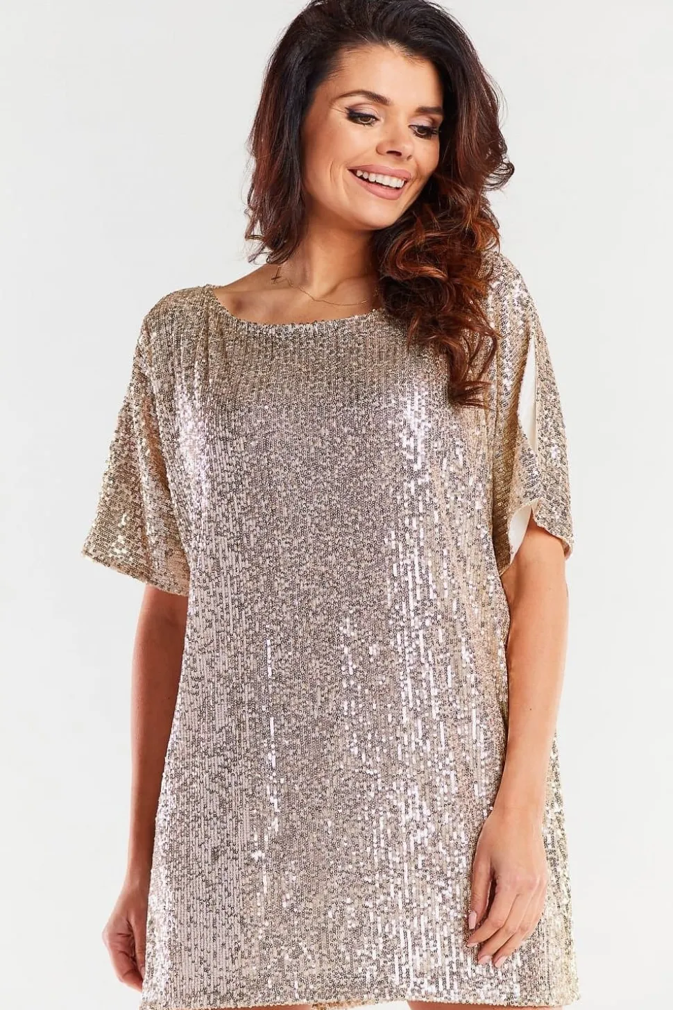 Robe mini à paillettes dorées