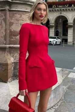 Robe mini rouge habillée manches longues