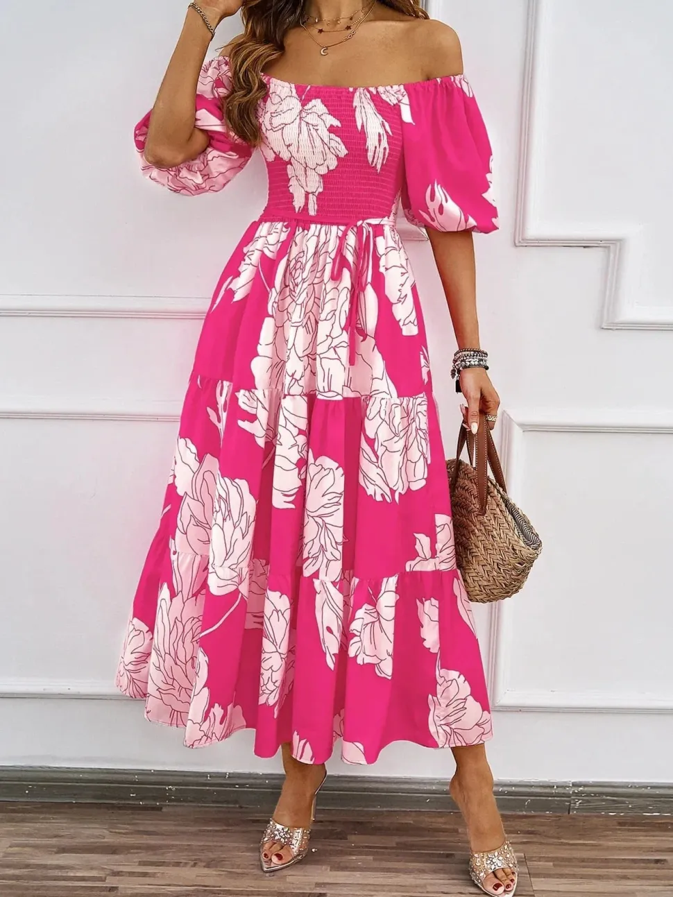 Robe à motifs floraux midi bohème