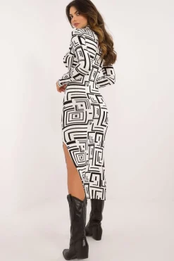 Robe moulante chic manches longues