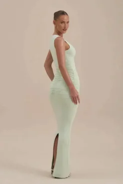 Robe moulante longue sans manches à col en V profond