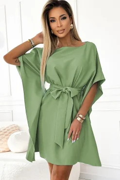 Robe papillon verte olive courte ceinturée