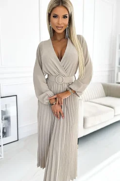 Robe plissée beige