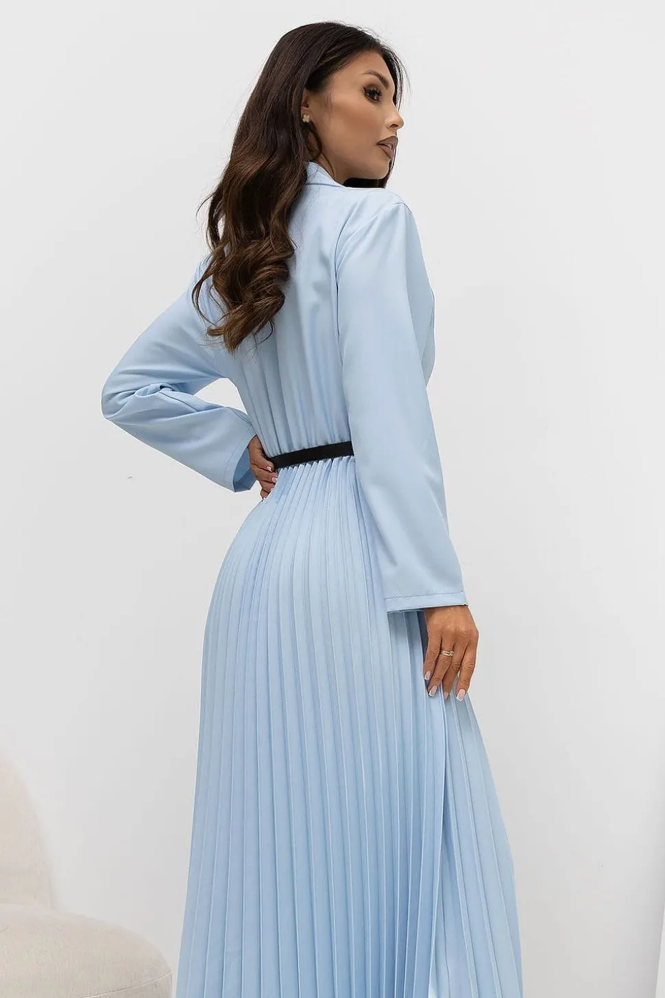 Robe plissée bleue longue haut blazer