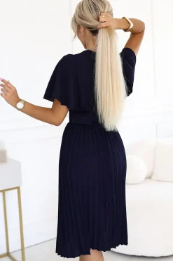 Robe plissée bleue marine midi chic