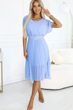 Robe plissée midi bleue manches courtes