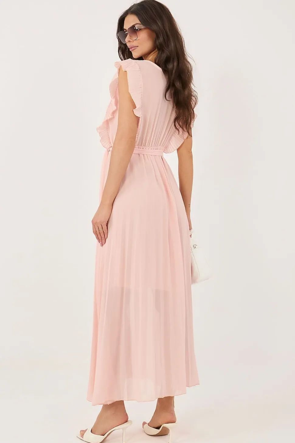 Robe plissée rose manches volants