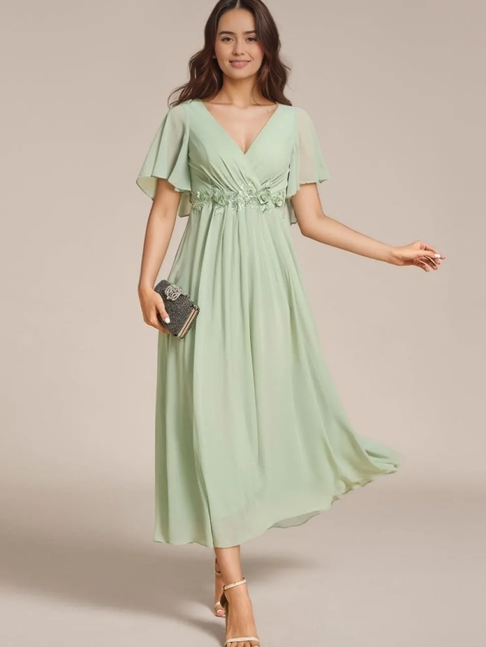 Robe pour invitée au mariage midi verte