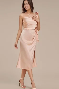 Robe pour invitée au mariage midi couleur champagne