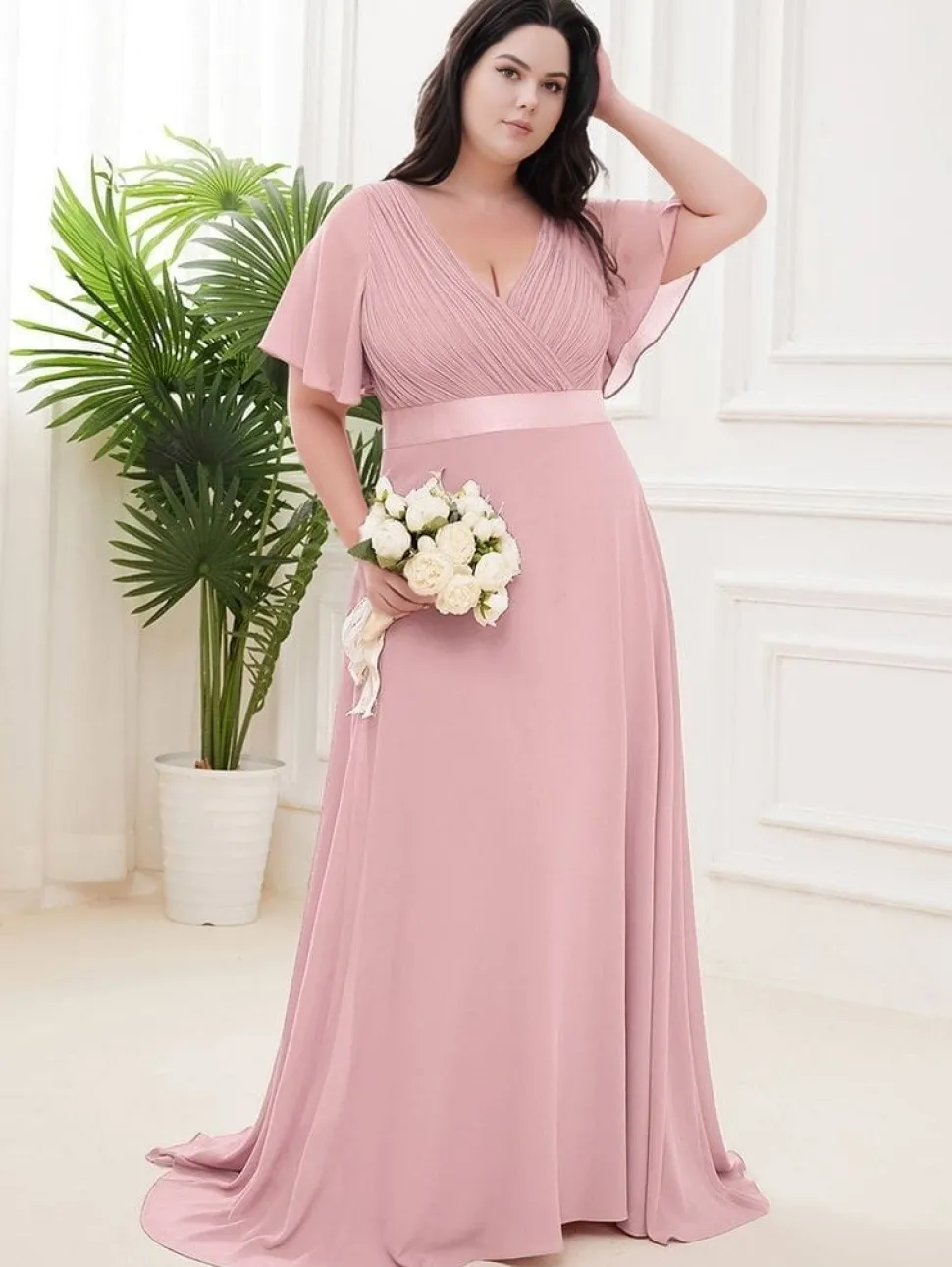 Robe pour invitée au mariage rose poudre longue