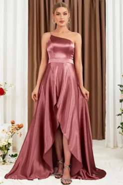 Robe pour invitée au mariage rose satinée asymétrique