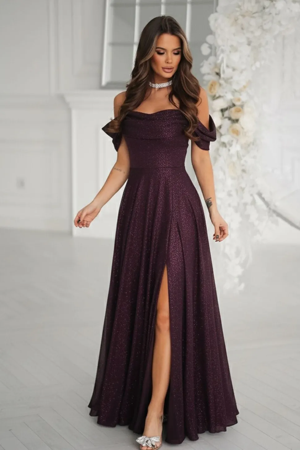 Robe pour invitée au mariage violette longue scintillante