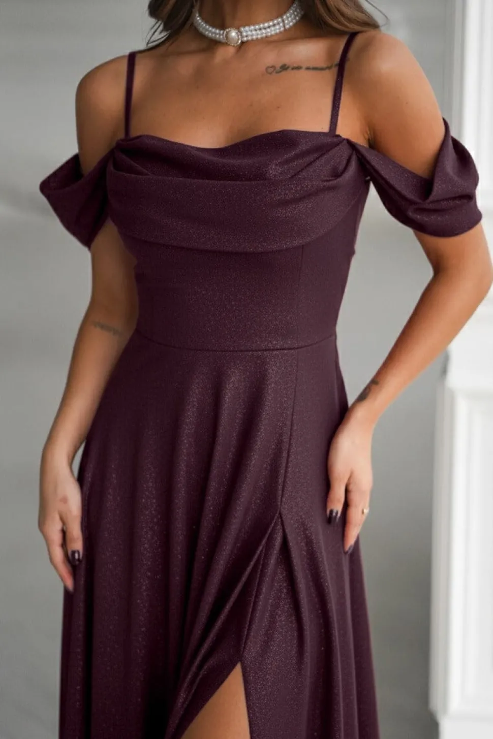 Robe pour invitée au mariage violette longue scintillante