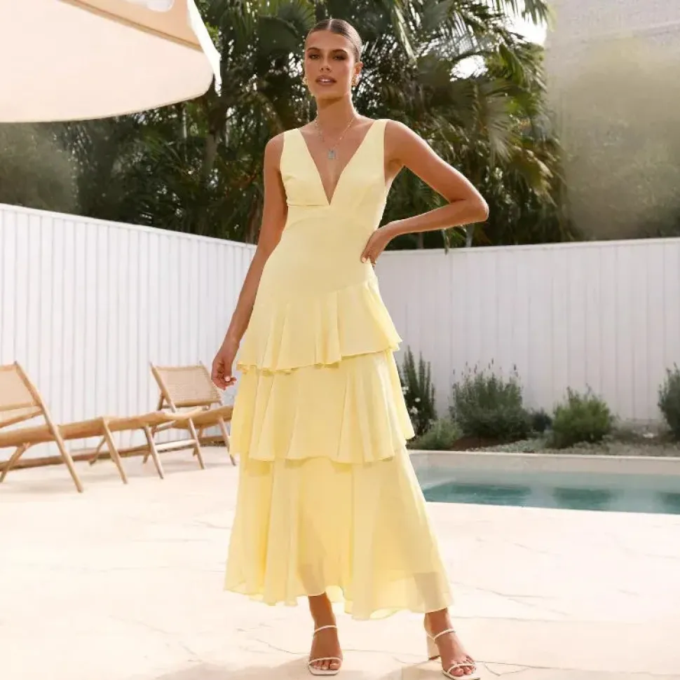 Robe pour unvitée au mariage dos nu fluide
