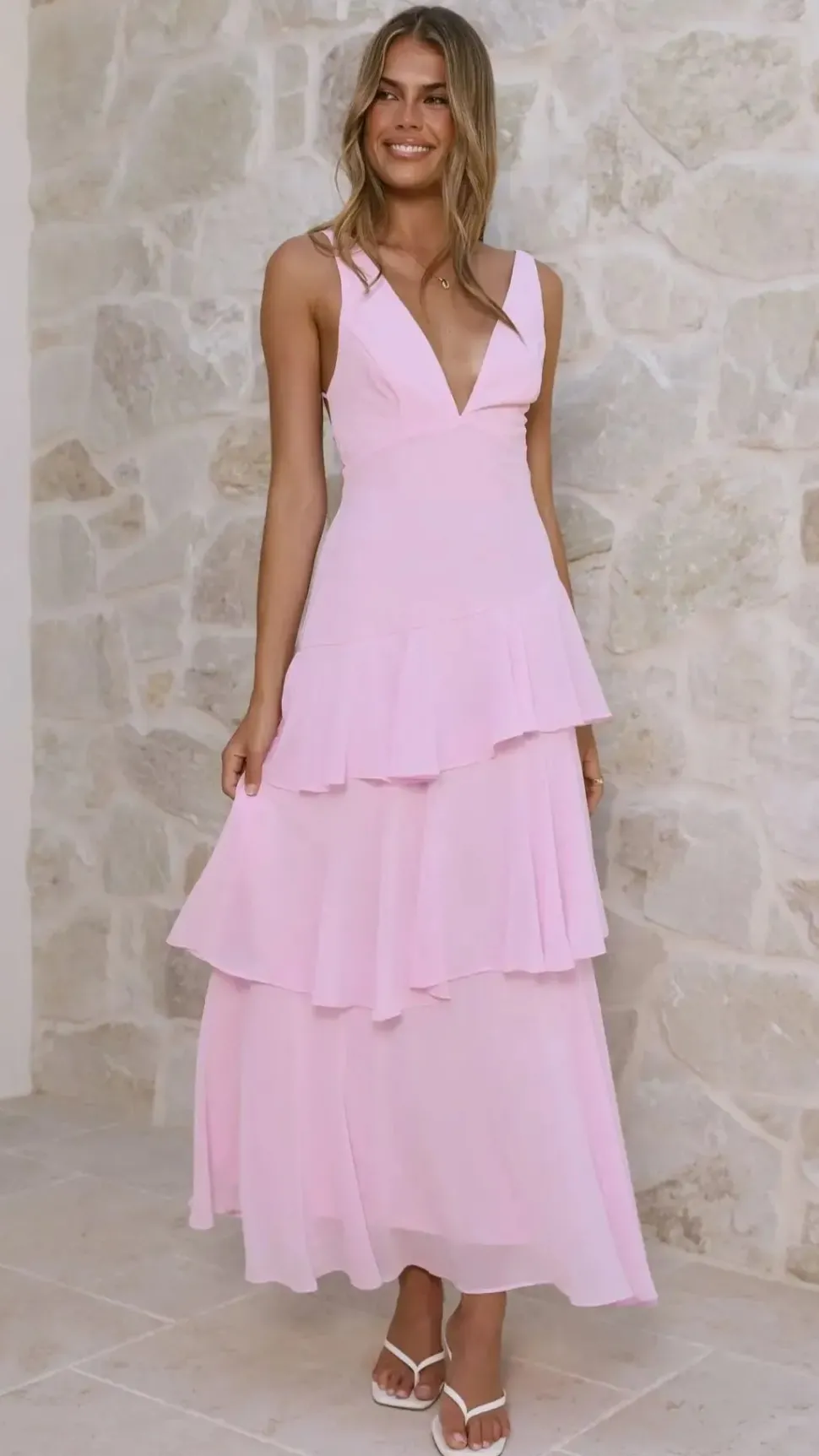 Robe pour unvitée au mariage dos nu fluide