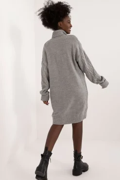 Robe pull col roulé manche longue