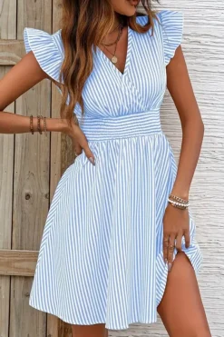 Robe rayée bleu et blanc avec décolleté en V