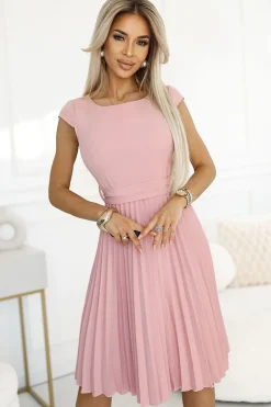 Robe rose jupe plissée manches courtes